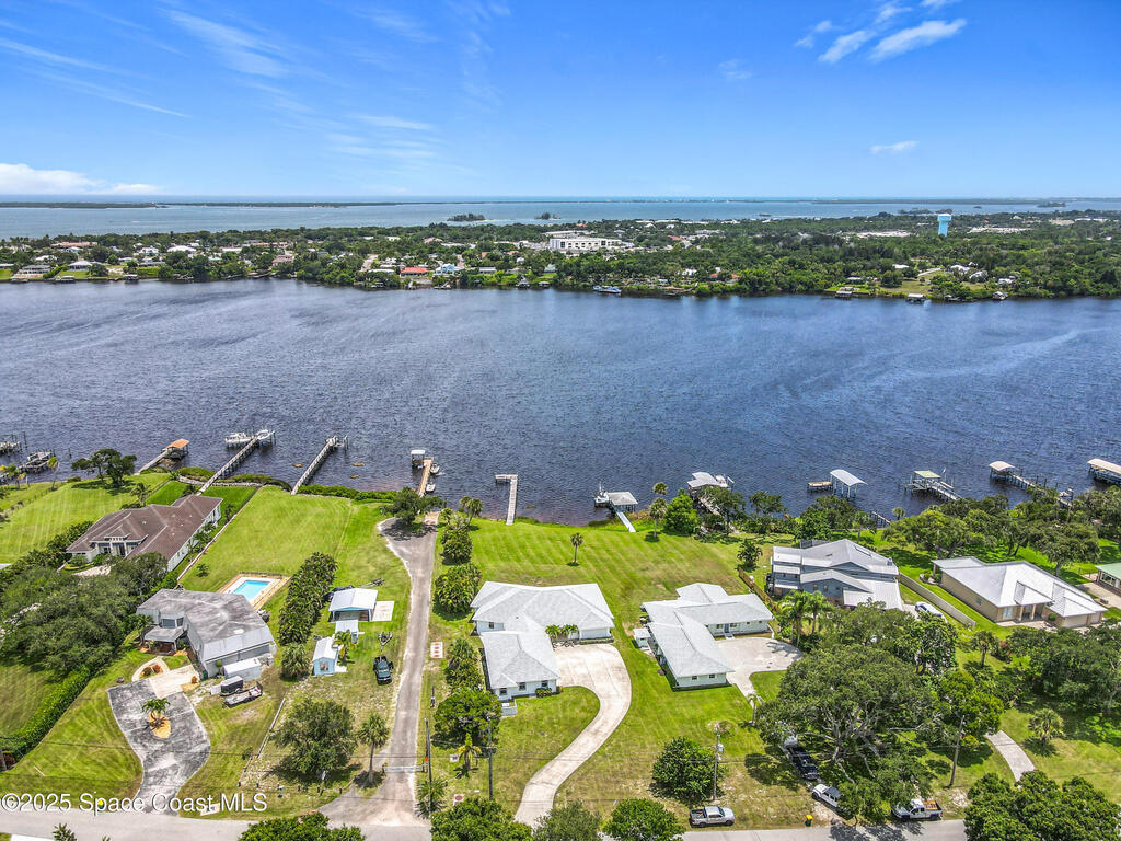 9860 Riverview Drive, Sebastian, FL 32976