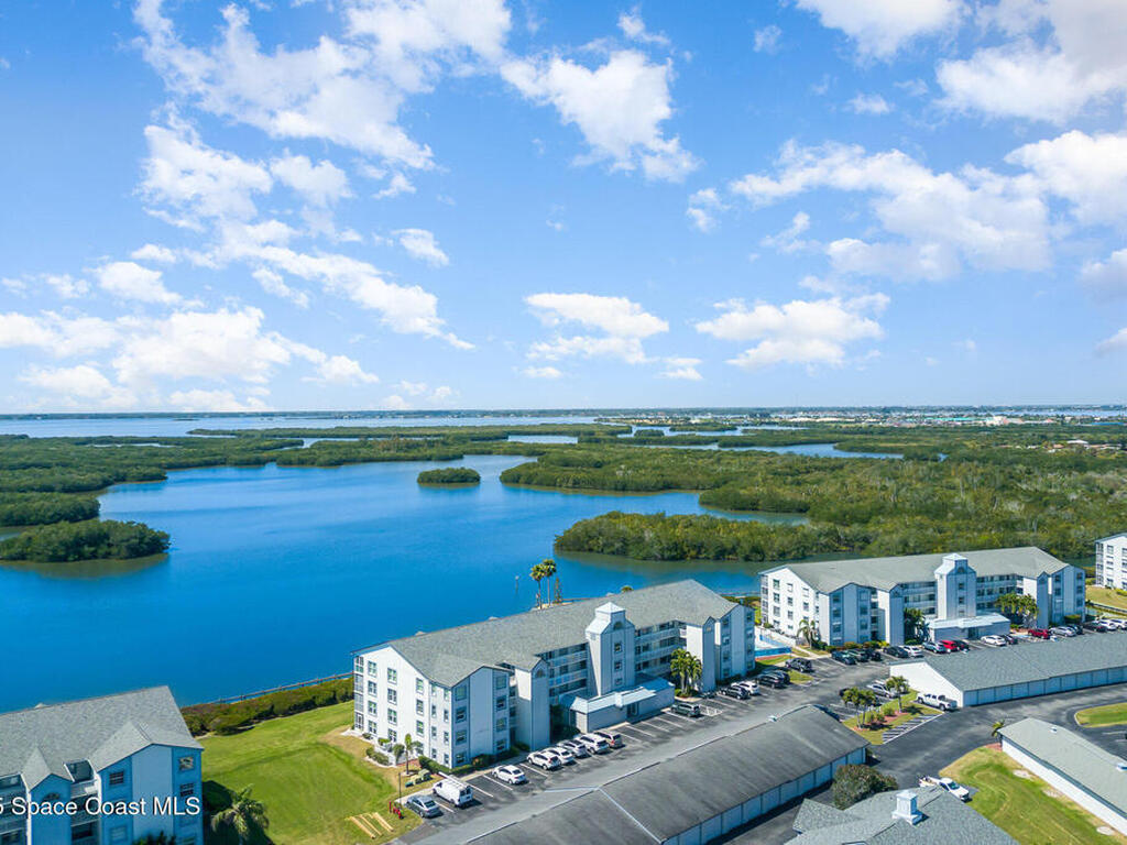 630 S Brevard Avenue, Cocoa Beach, FL 32931