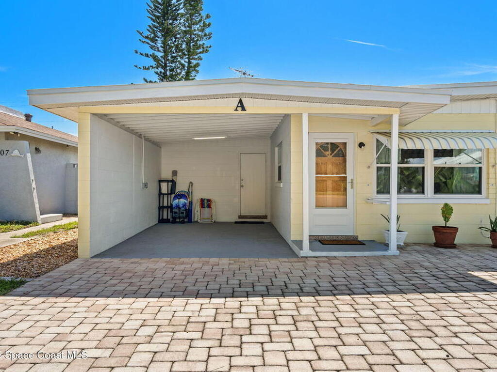 201 N Brevard Avenue, Cocoa Beach, FL 32931