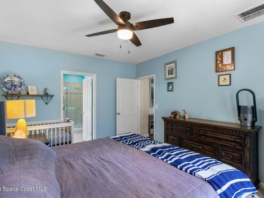 1327 Lexington Square, Vero Beach, FL 32962