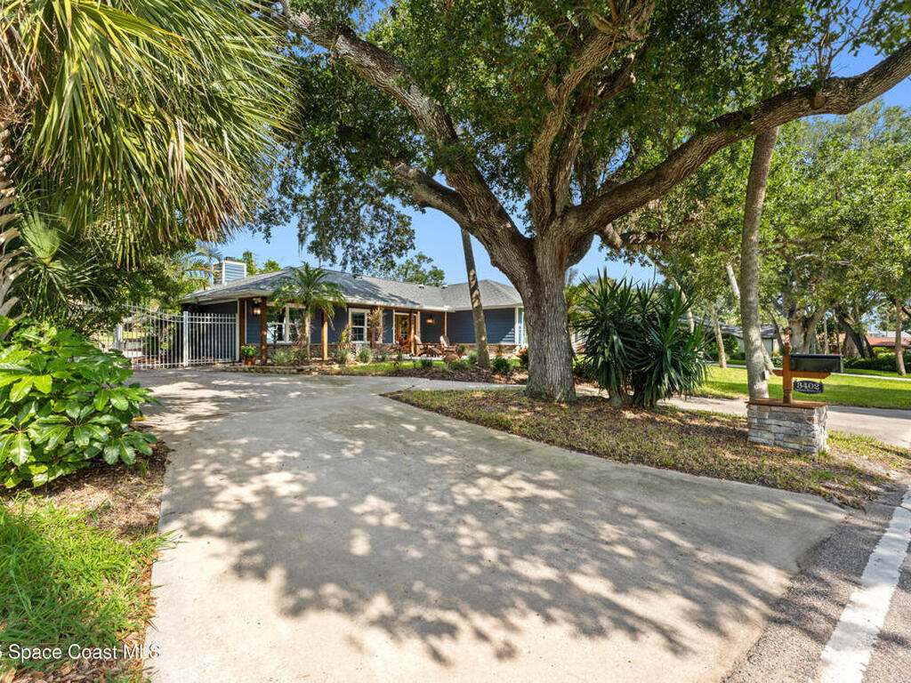 3402 Indian River Drive, Cocoa, FL 32926