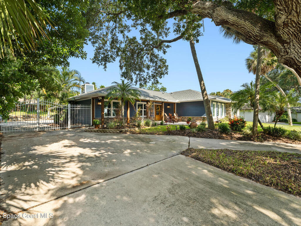 3402 Indian River Drive, Cocoa, FL 32926