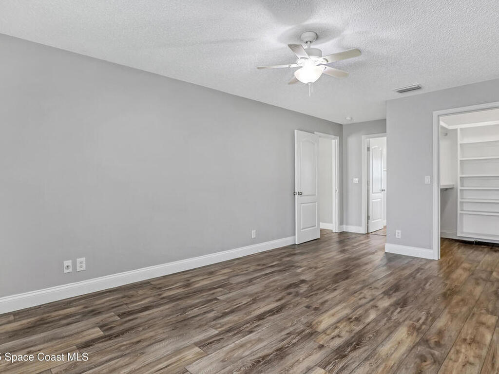 564 Hammond Street, Palm Bay, FL 32908