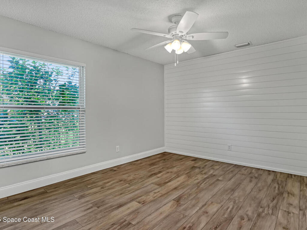 564 Hammond Street, Palm Bay, FL 32908