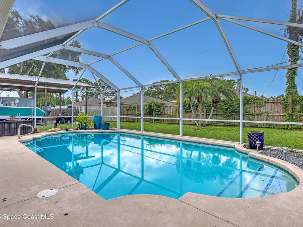 564 Hammond Street, Palm Bay, FL 32908
