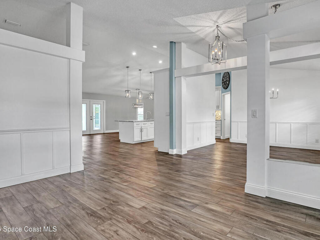 564 Hammond Street, Palm Bay, FL 32908