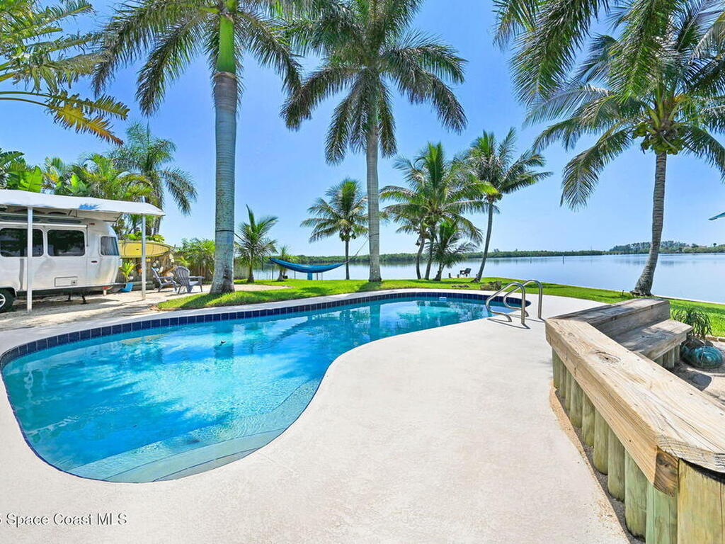 485 Sundoro Court, Merritt Island, FL 32953