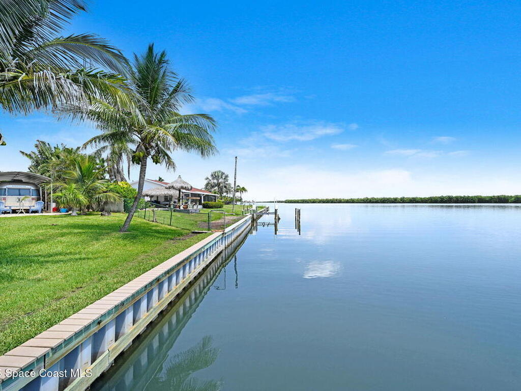 485 Sundoro Court, Merritt Island, FL 32953