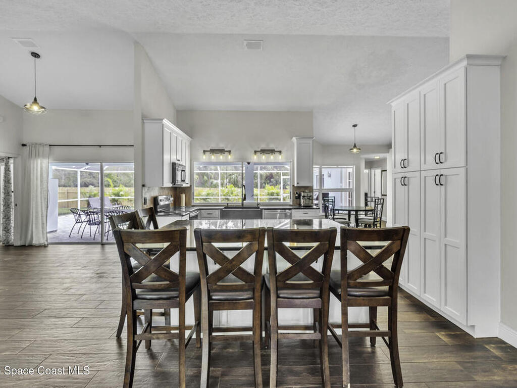 8625 Fleming Grant Road, Sebastian, FL 32976