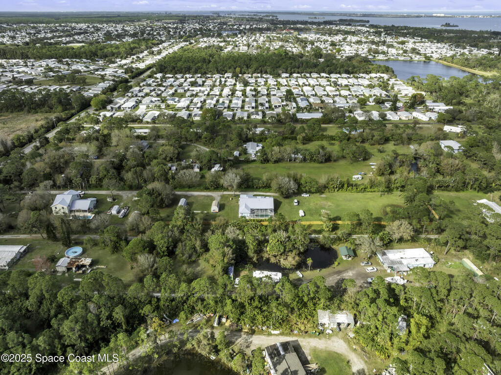 8625 Fleming Grant Road, Sebastian, FL 32976