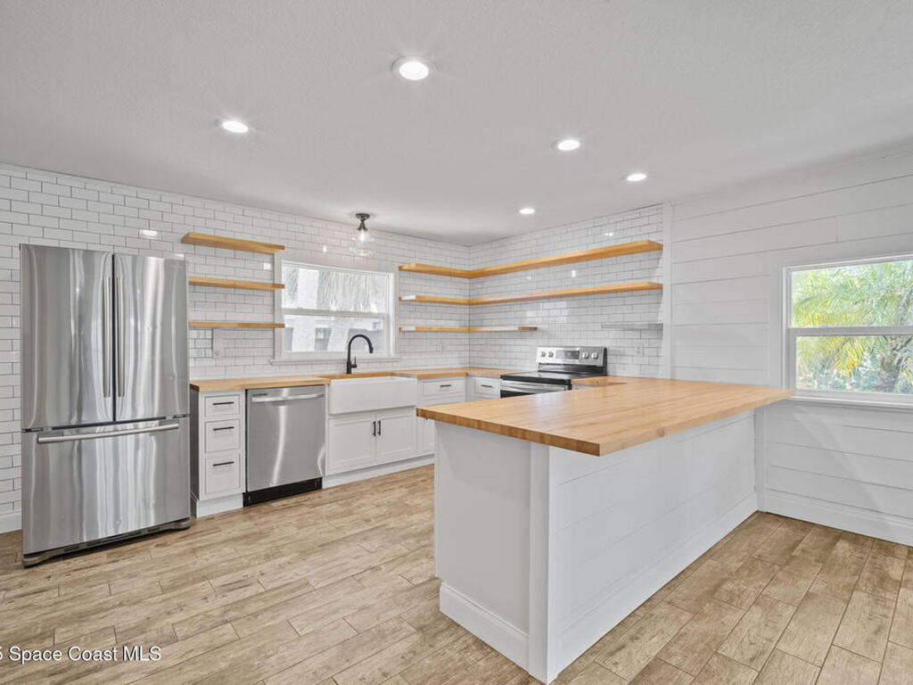 1668 Oceana Drive, Merritt Island, FL 32952