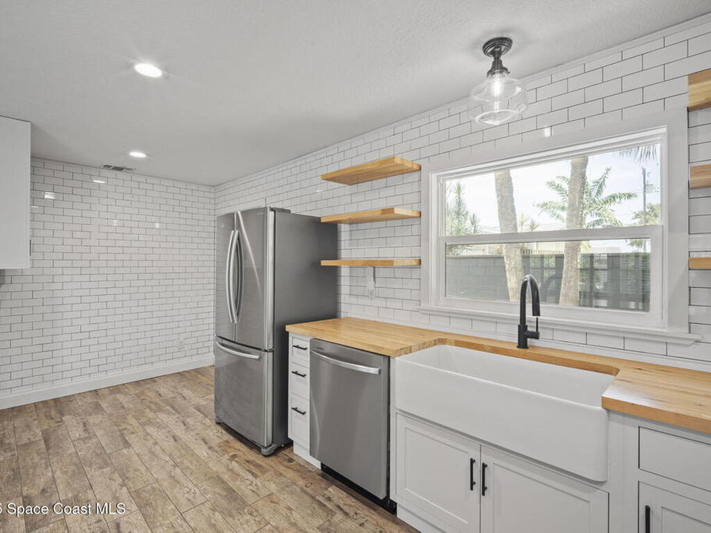 1668 Oceana Drive, Merritt Island, FL 32952