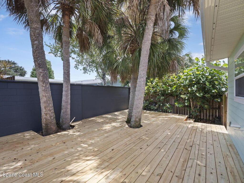 1668 Oceana Drive, Merritt Island, FL 32952