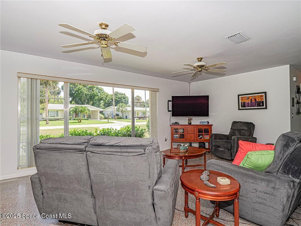 2845 Tropical Avenue, Vero Beach, FL 32960
