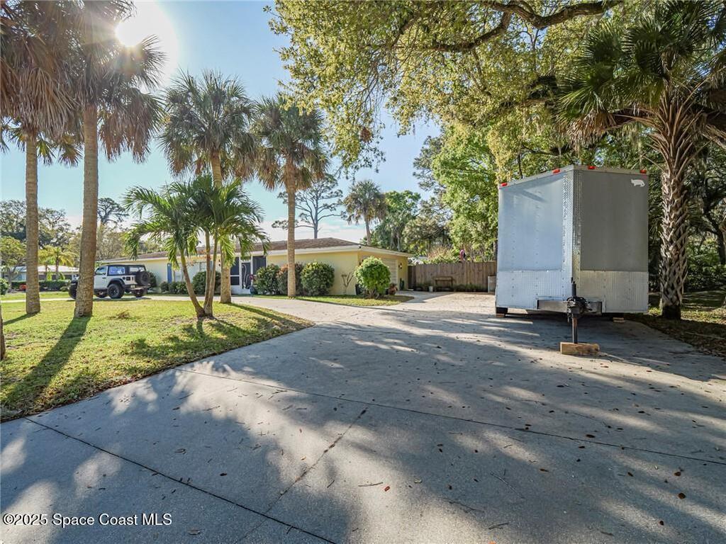 2845 Tropical Avenue, Vero Beach, FL 32960