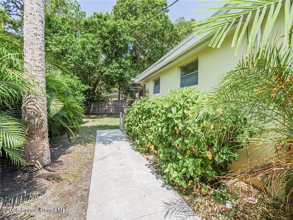 2845 Tropical Avenue, Vero Beach, FL 32960