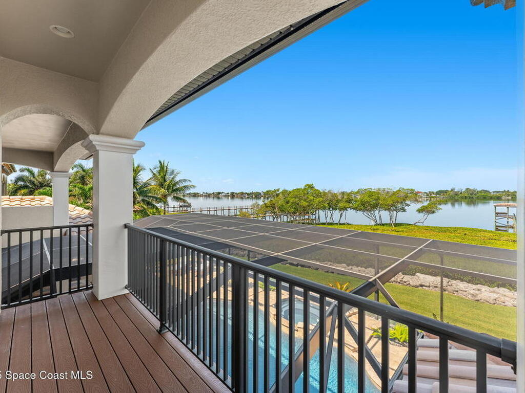 257 Lansing Island Drive, Indian Harbour Beach, FL 32937