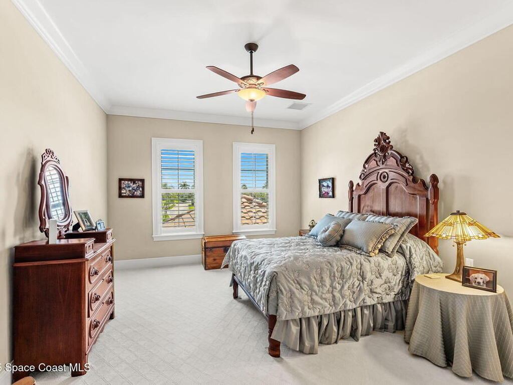 257 Lansing Island Drive, Indian Harbour Beach, FL 32937
