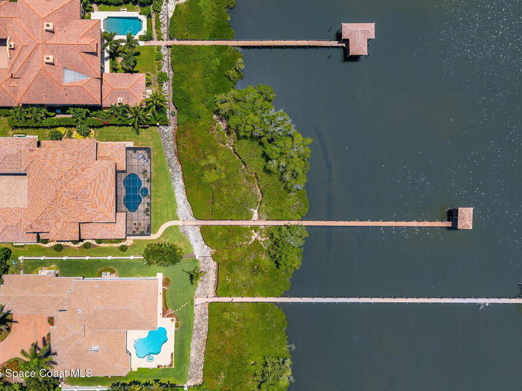 257 Lansing Island Drive, Indian Harbour Beach, FL 32937