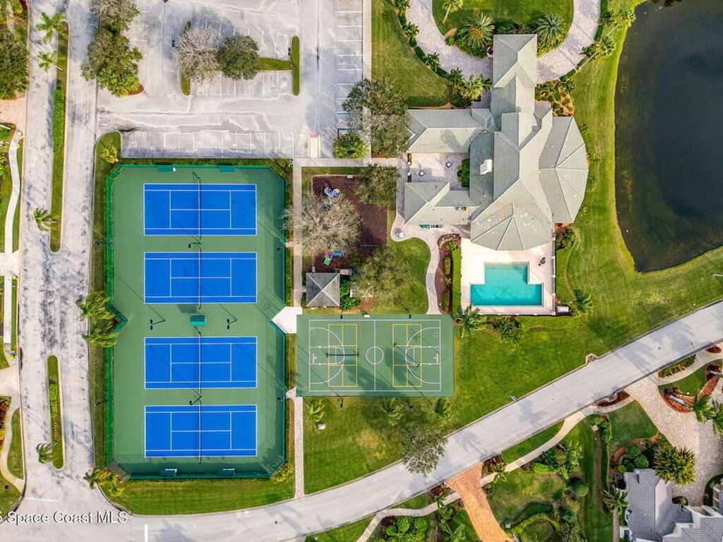 257 Lansing Island Drive, Indian Harbour Beach, FL 32937