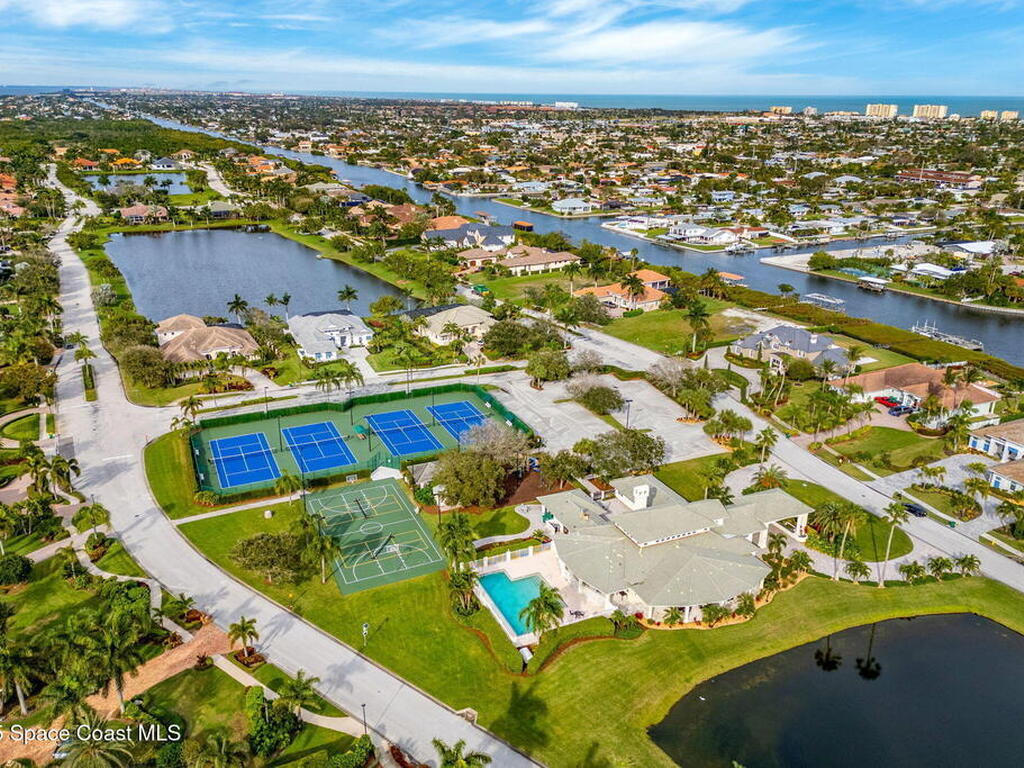 257 Lansing Island Drive, Indian Harbour Beach, FL 32937