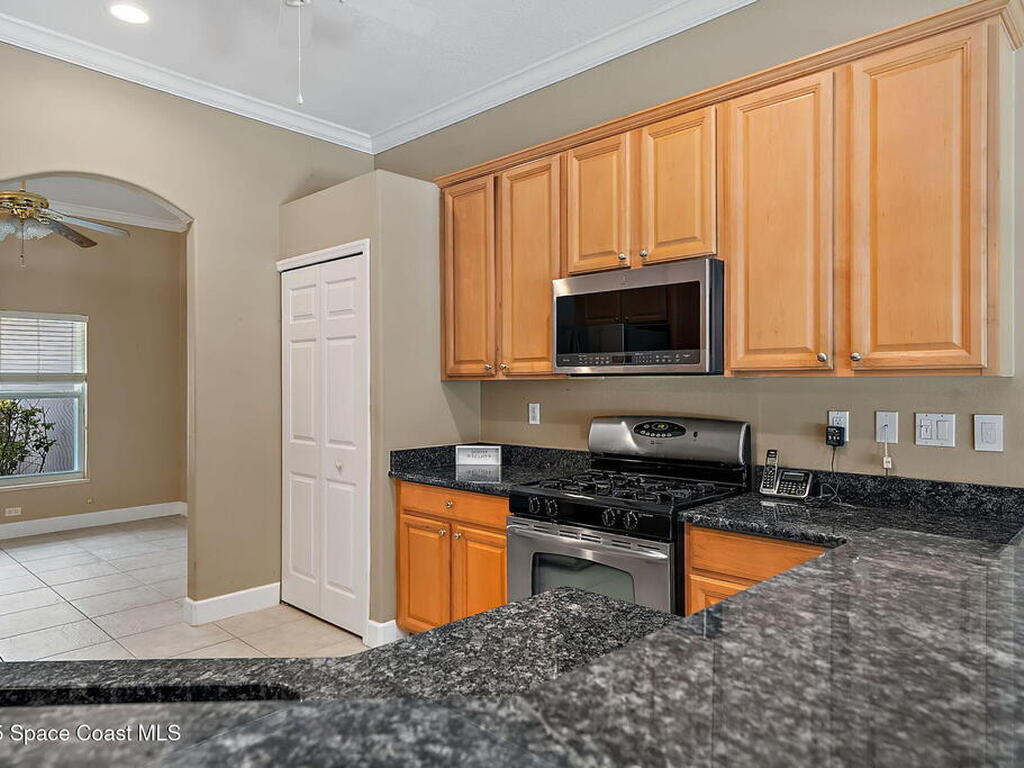 5680 Seminole Street, Mims, FL 32754