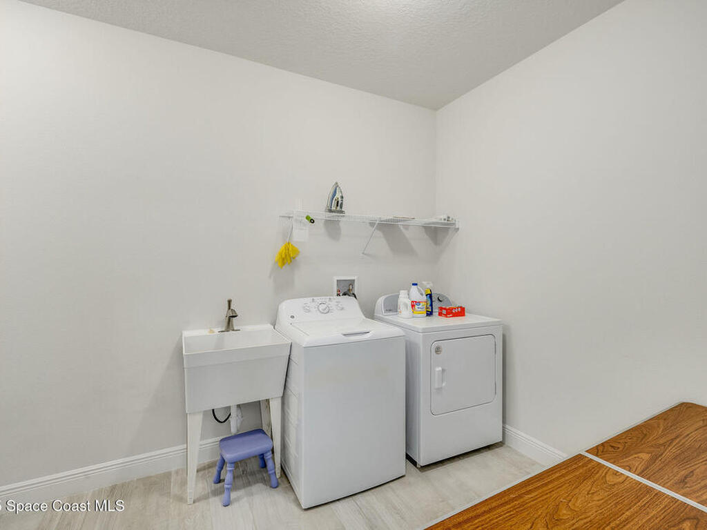 2003 Killian Drive, Palm Bay, FL 32905