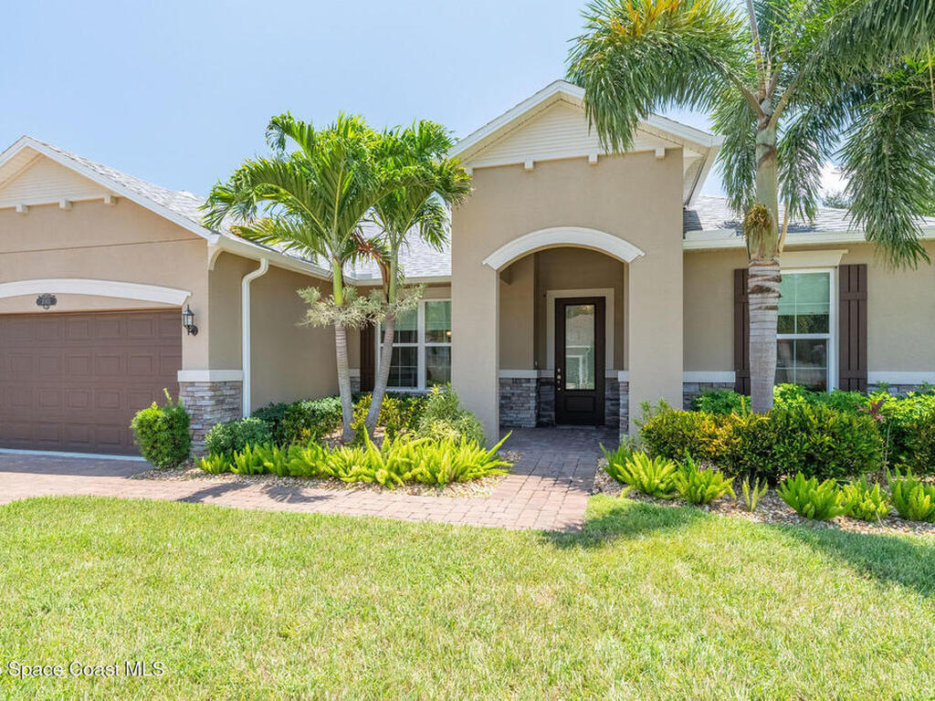 2003 Killian Drive, Palm Bay, FL 32905