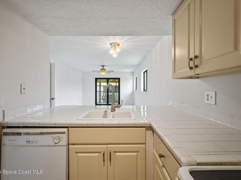 430 Breakwater Drive, Merritt Island, FL 32952