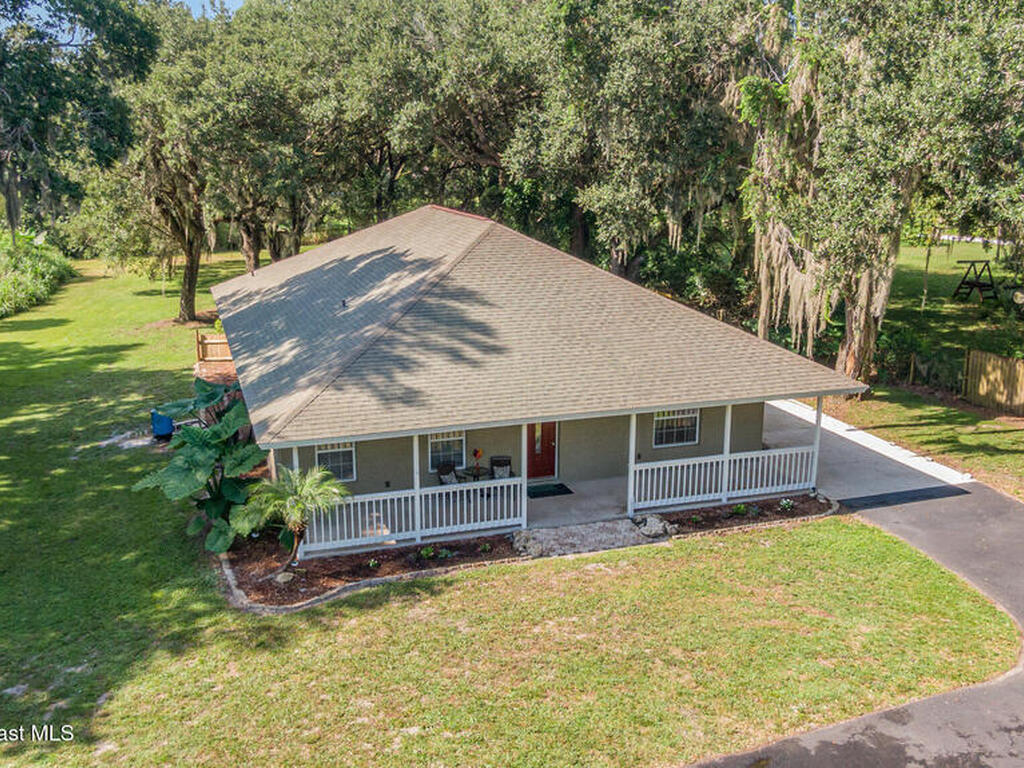 3665 Aurantia Road, Mims, FL 32754