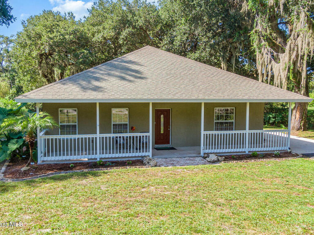 3665 Aurantia Road, Mims, FL 32754