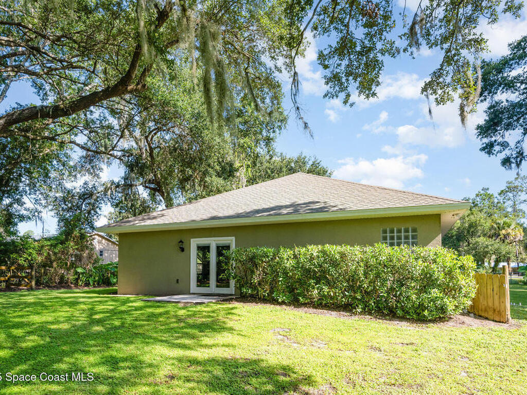 3665 Aurantia Road, Mims, FL 32754