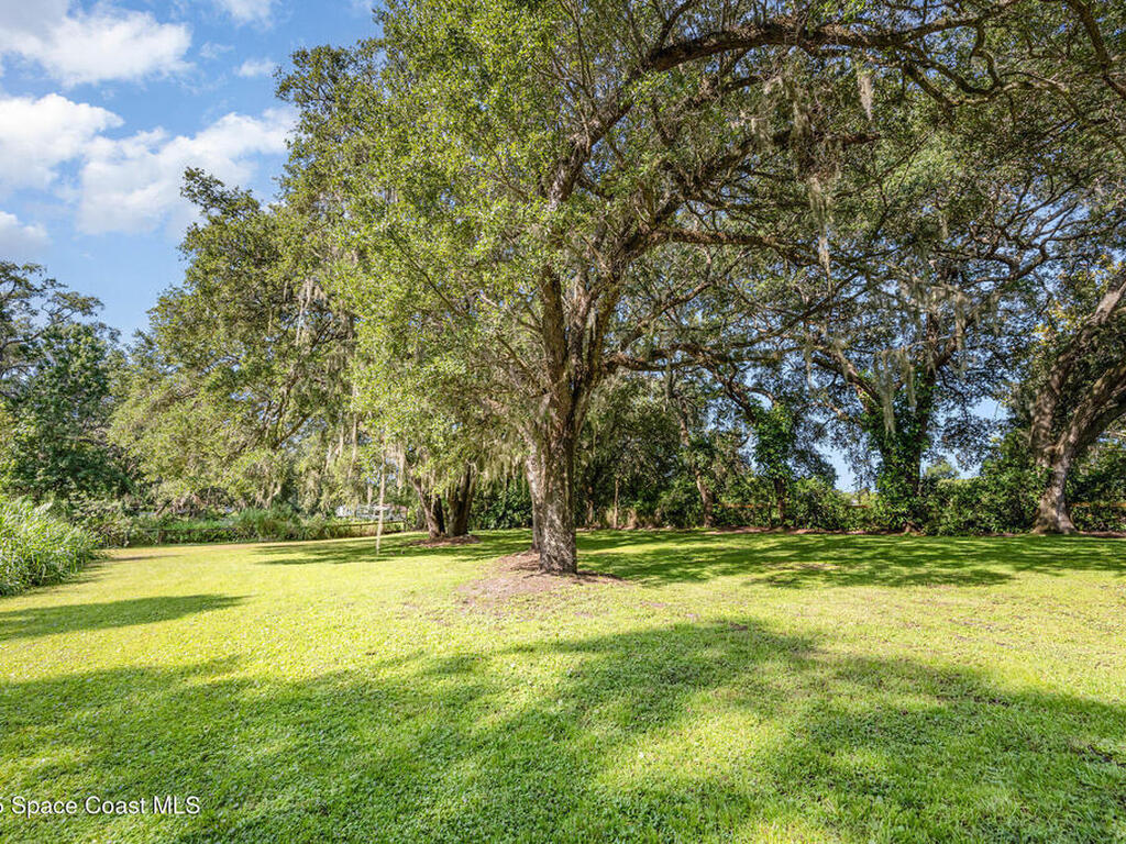 3665 Aurantia Road, Mims, FL 32754