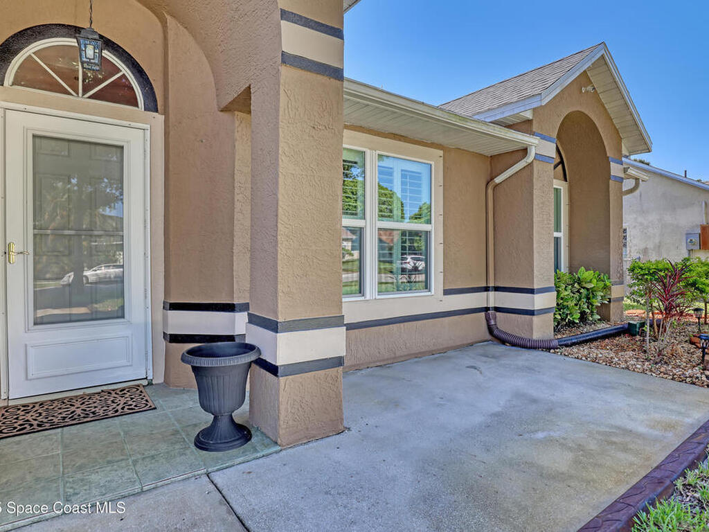 3383 Areca Palm Avenue, Melbourne, FL 32901