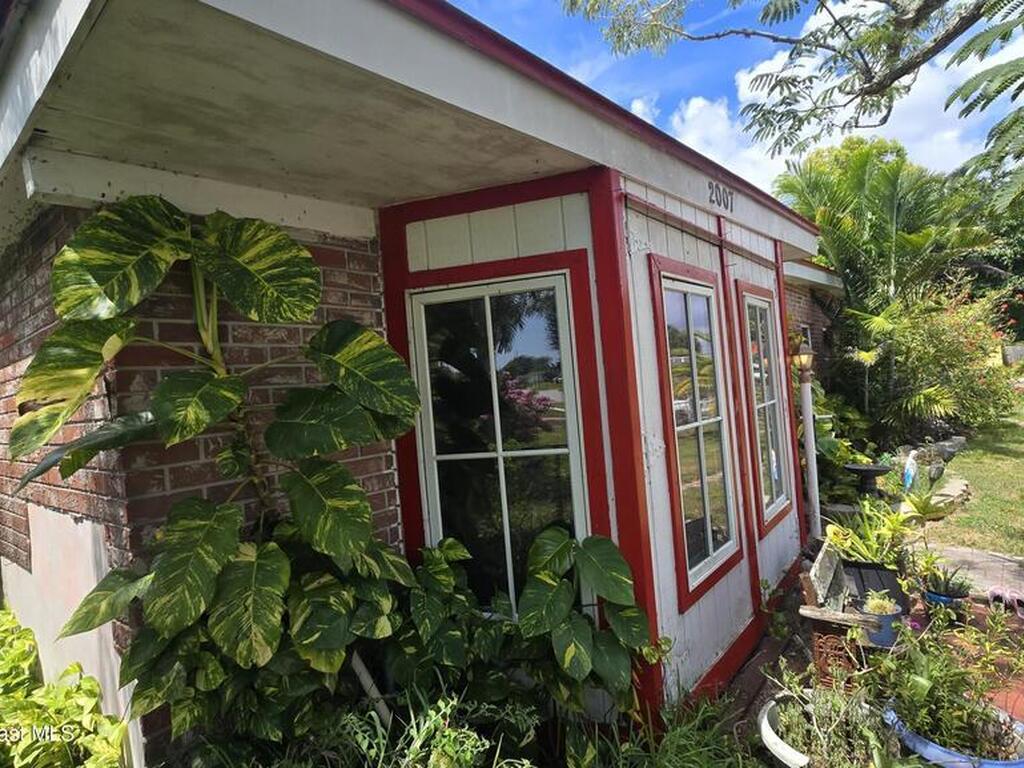 2007 Tyler Avenue, Melbourne, FL 32935