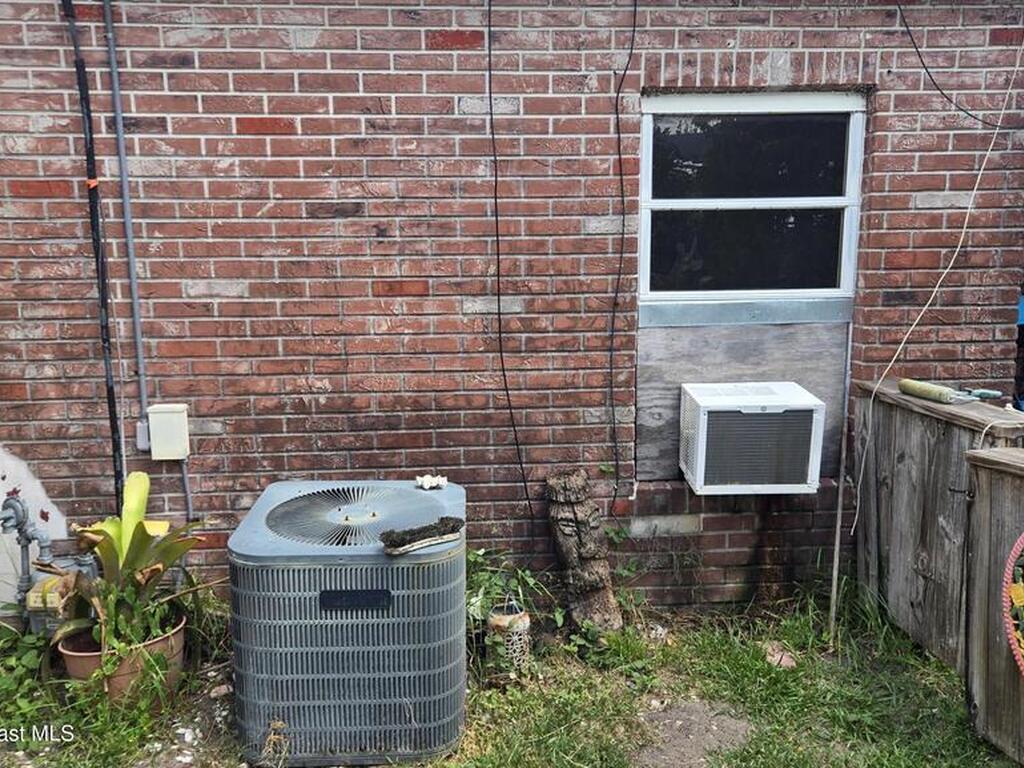 2007 Tyler Avenue, Melbourne, FL 32935
