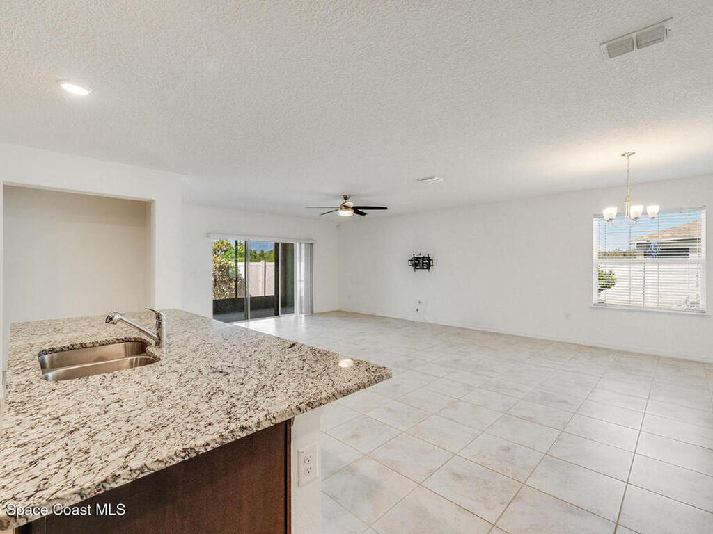 920 Bear Lake Drive, Rockledge, FL 32955