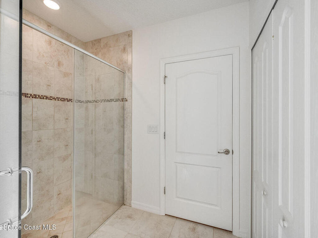 920 Bear Lake Drive, Rockledge, FL 32955