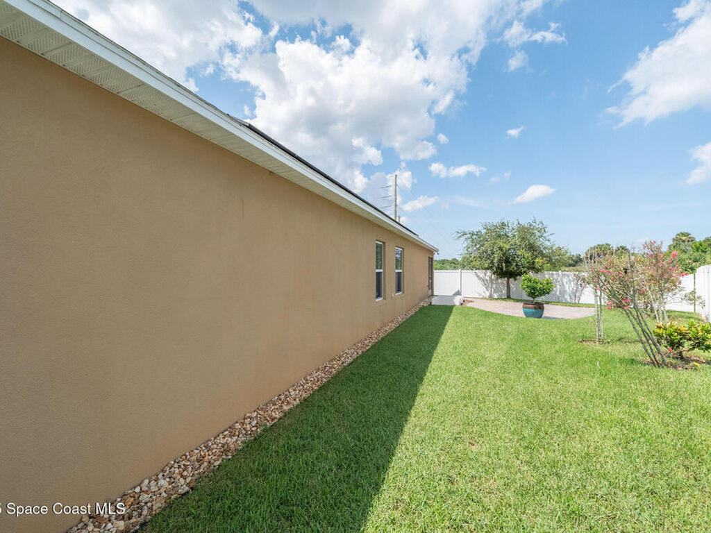 920 Bear Lake Drive, Rockledge, FL 32955