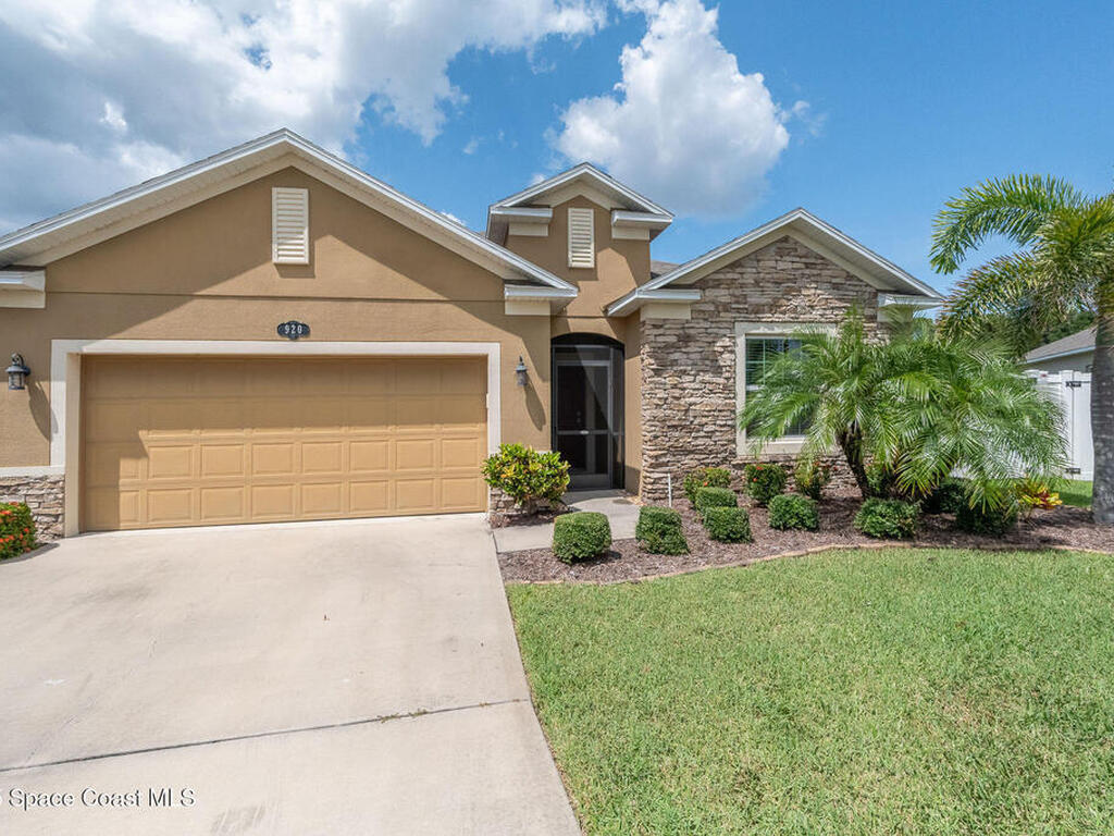 920 Bear Lake Drive, Rockledge, FL 32955