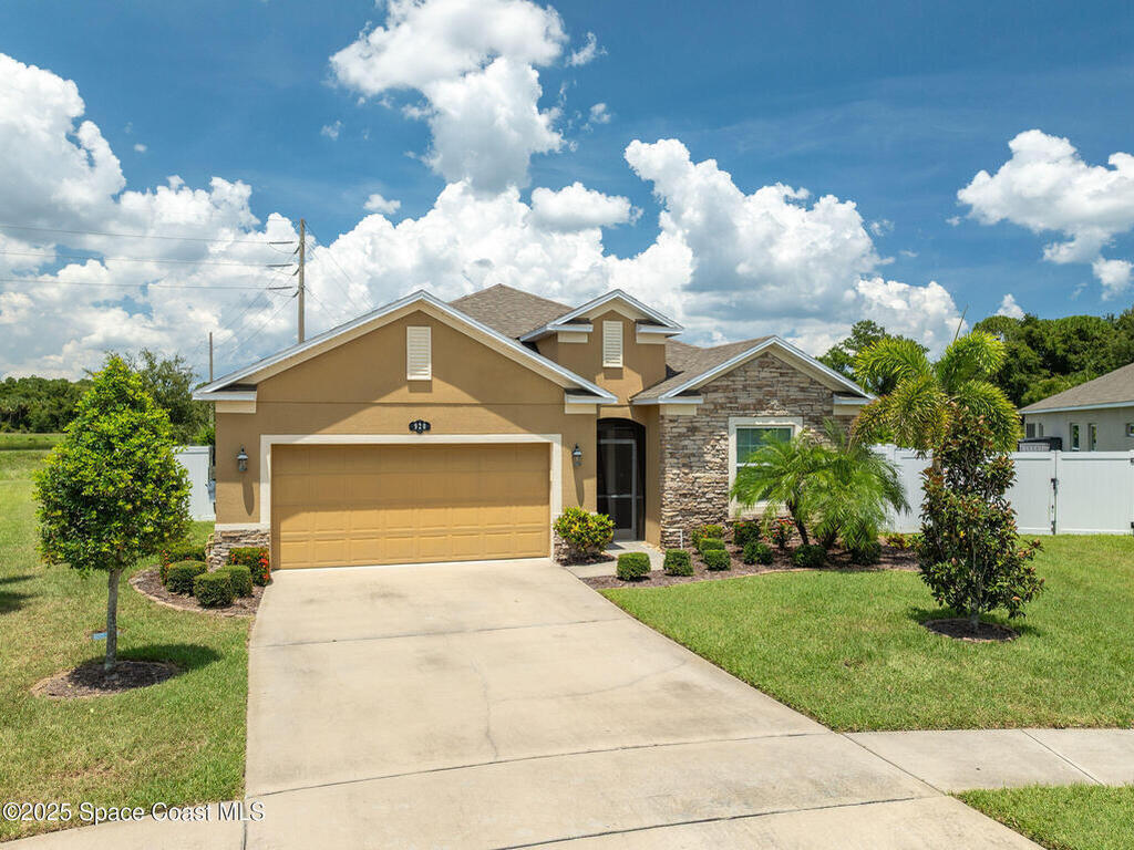 920 Bear Lake Drive, Rockledge, FL 32955