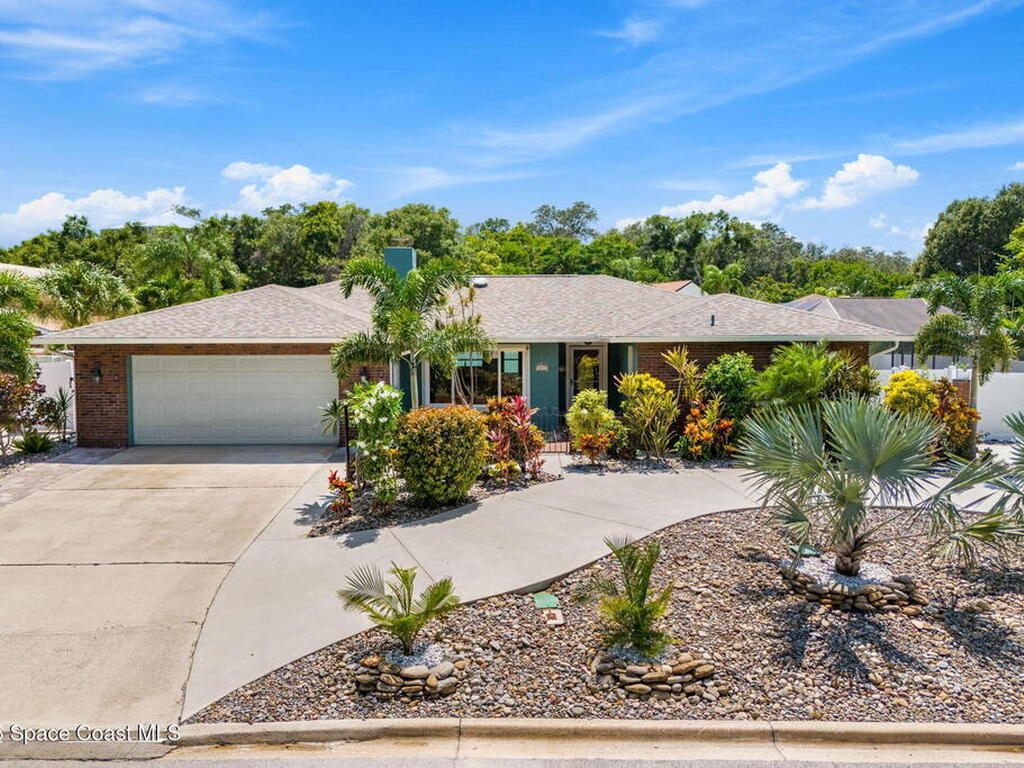 3217 Nottingham Lane, Cocoa, FL 32926