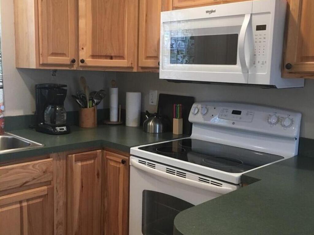 320 Pierce Avenue, Cape Canaveral, FL 32920