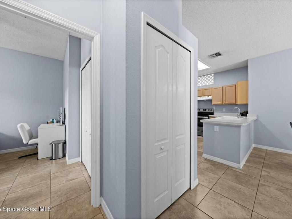 1850 Emerald Green Circle, Oviedo, FL 32765