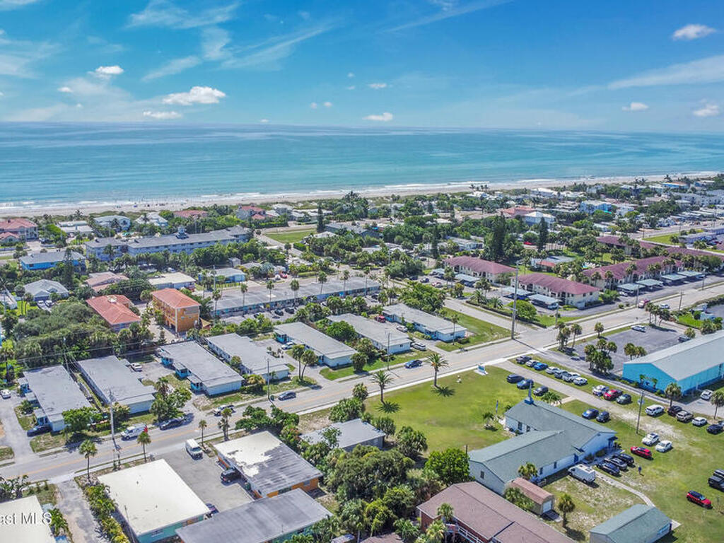 450 S Brevard Avenue, Cocoa Beach, FL 32931