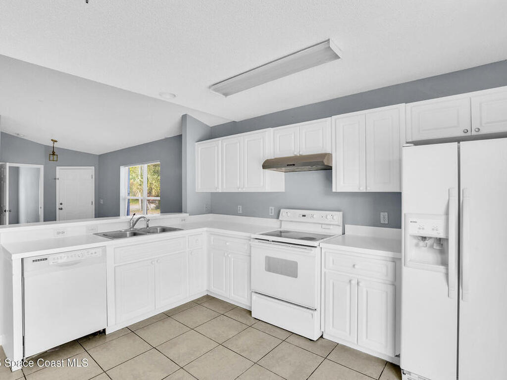706 Wisteria Avenue, Ft. Pierce, FL 34982