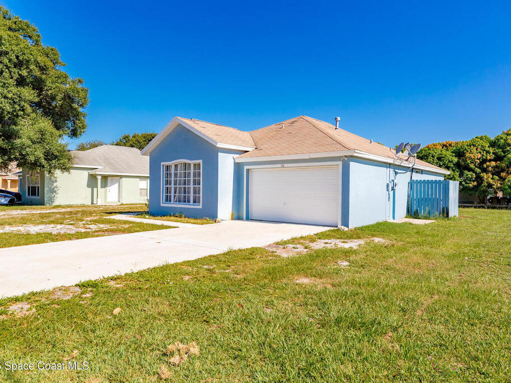 706 Wisteria Avenue, Ft. Pierce, FL 34982