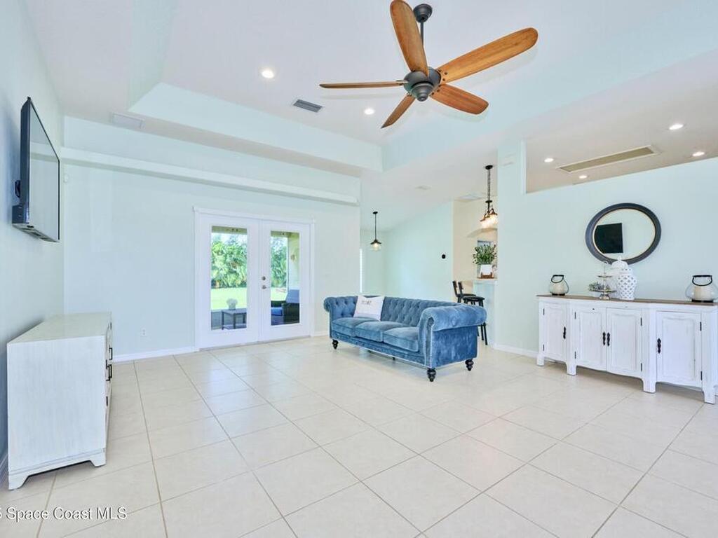 4705 Stephanie Lane, Vero Beach, FL 32968