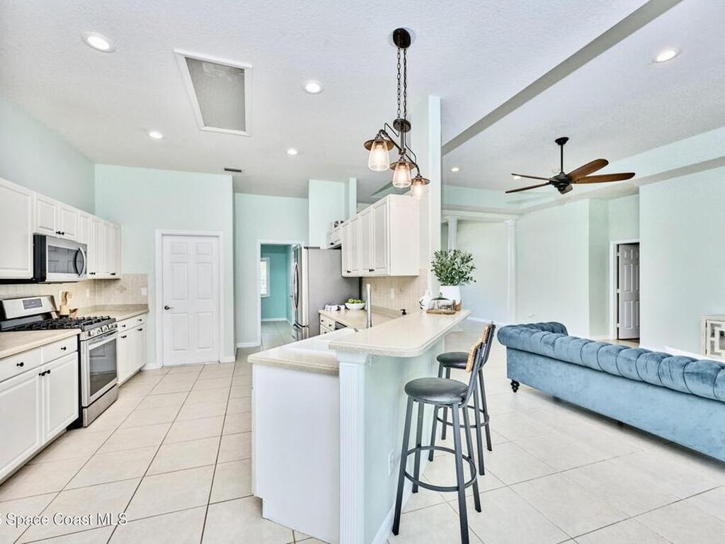 4705 Stephanie Lane, Vero Beach, FL 32968