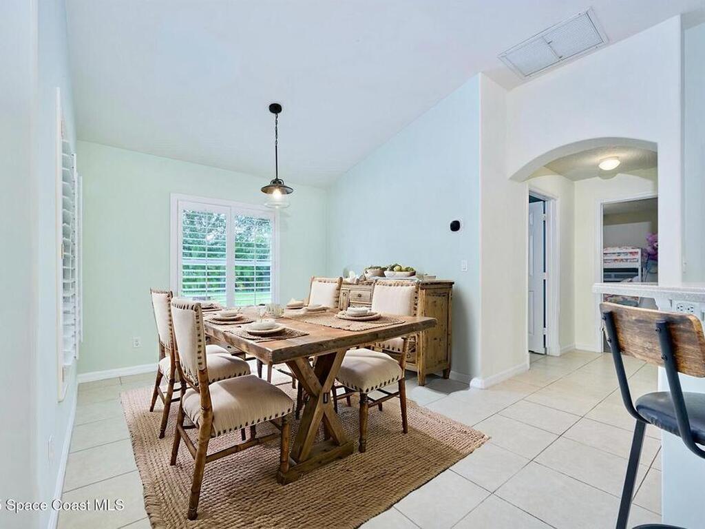 4705 Stephanie Lane, Vero Beach, FL 32968